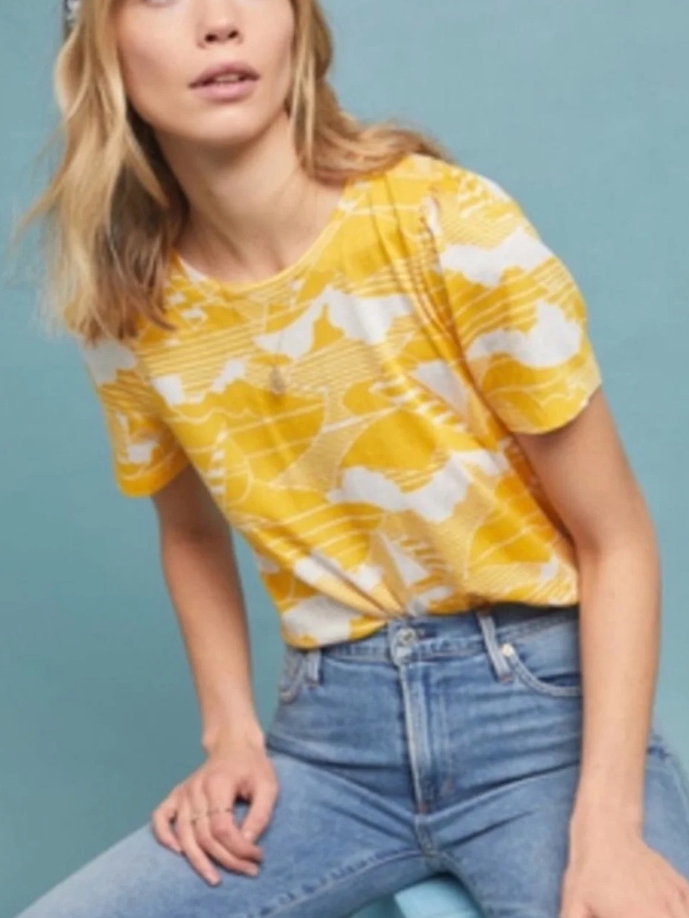 Sunburst Abstract Crewneck Short Sleeve Tee